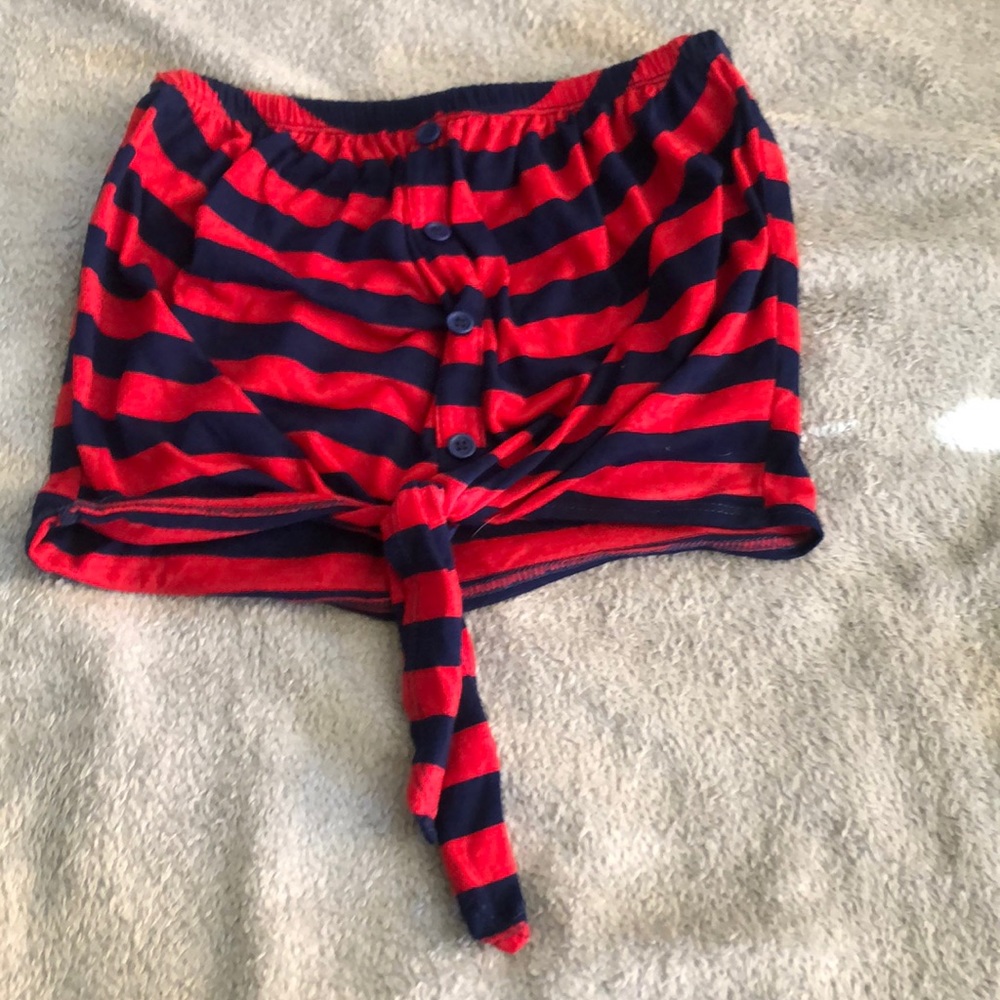 Red and blue sleeveless crop top